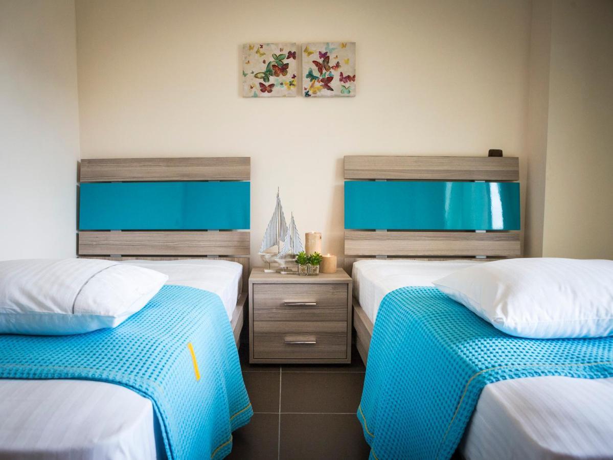 Stigmes Villas & Suites เนอา สกีโอนี ภายนอก รูปภาพ