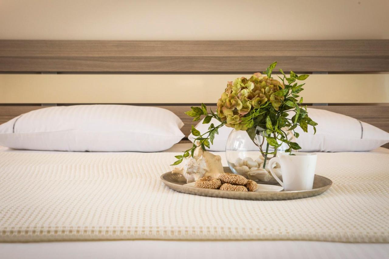 Stigmes Villas & Suites เนอา สกีโอนี ภายนอก รูปภาพ
