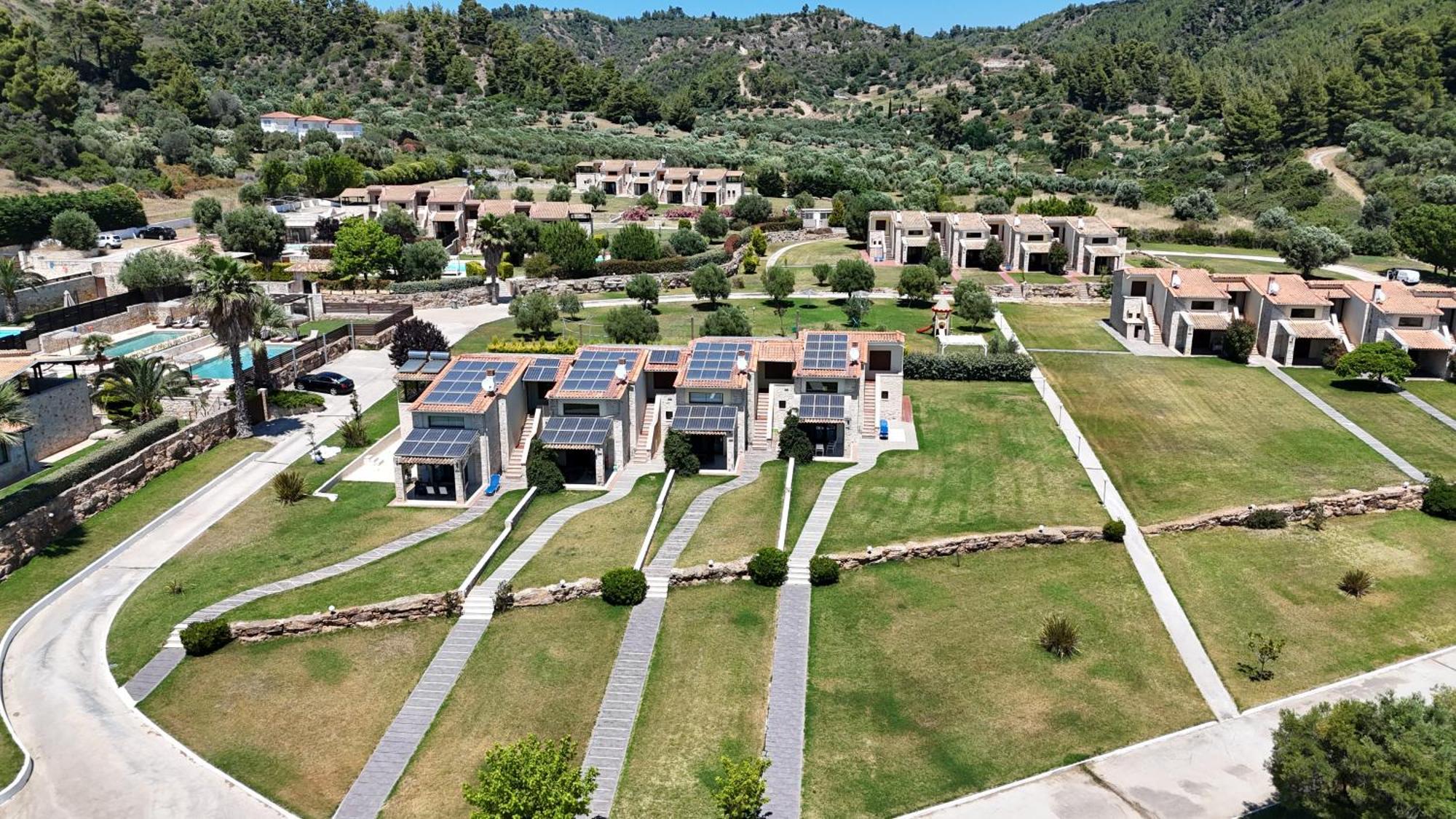 Stigmes Villas & Suites เนอา สกีโอนี ภายนอก รูปภาพ